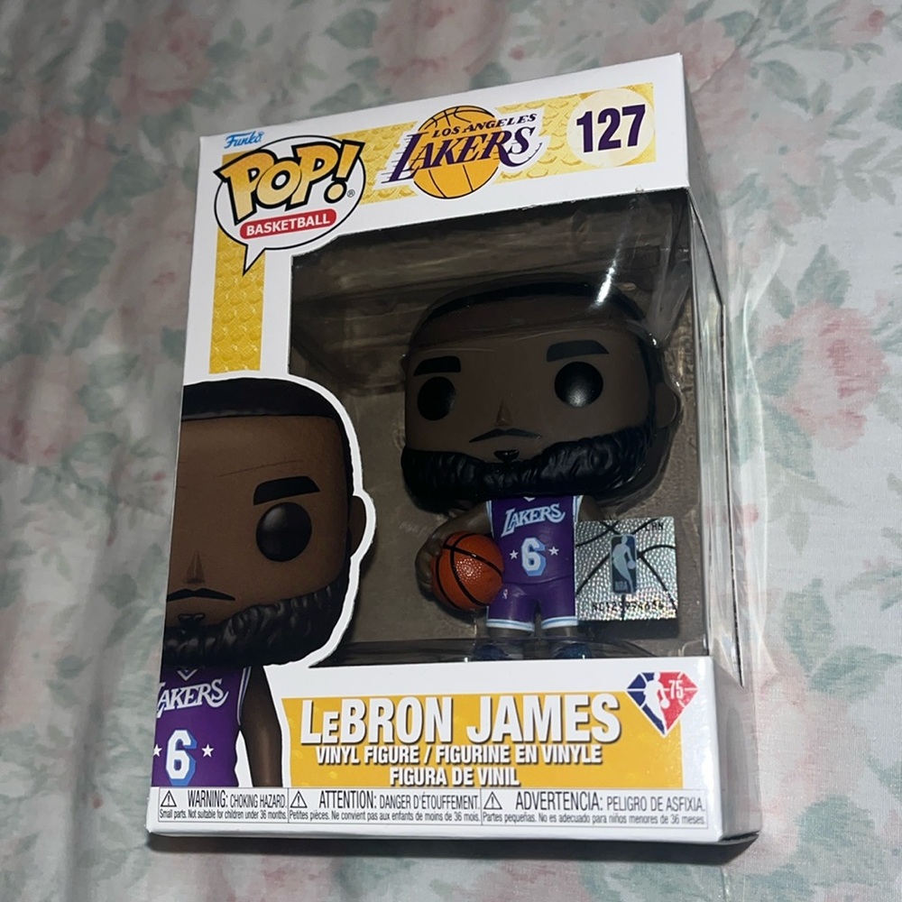Funko POP LeBRON JAMES